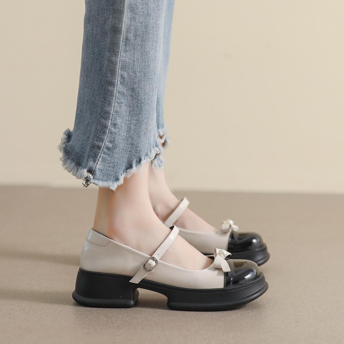 Weiwei Girl Thick-Soled Mary Jane Bow Shoes - Women’s Chunky Heel Leather With Strap 40 бежевий
Weiwei Girl Thick-Soled Mary Jane Bow Shoes - Women’s Chunky Heel Leather With Strap 40 бежевий