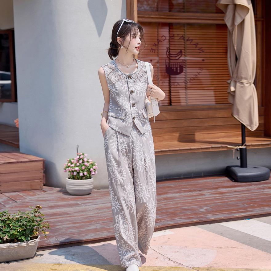 Жилет широкие брюки комплект из двух предметов женский летний новый дизайн модный повседневный комплект жилет без рукавов XXL
Жилет широкие брюки комплект из двух предметов женский летний новый дизайн модный повседневный комплект жилет без рукавов XXL