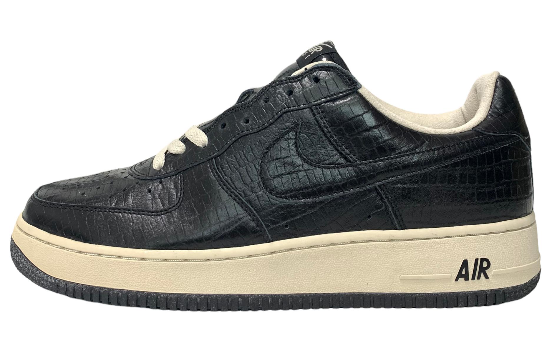 Nike Air Force 1 Low Htm 2 Чорний Крок 305895-002 43
Nike Air Force 1 Low Htm 2 Чорний Крок 305895-002 43