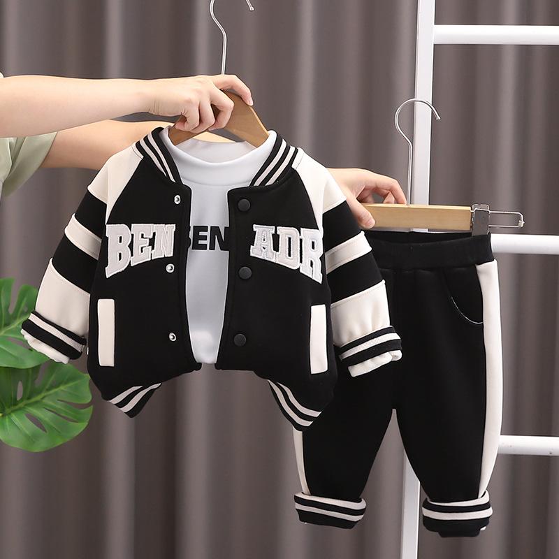 Спортивный комплект с длинными рукавами для мальчика с надписью «Letter», мягкая удобная одежда, базовый стиль 80cm чёрный
Спортивный комплект с длинными рукавами для мальчика с надписью «Letter», мягкая удобная одежда, базовый стиль 80cm чёрный