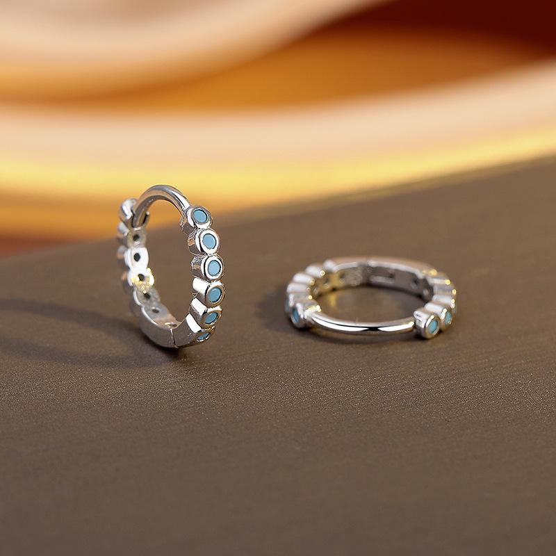 Sterling Silver Exquisite Retro Blue Pine Small Earrings Women S 2025 Retro Earrings Stud Earrings Temperament Earrings платиновий
Sterling Silver Exquisite Retro Blue Pine Small Earrings Women S 2025 Retro Earrings Stud Earrings Temperament Earrings платиновий