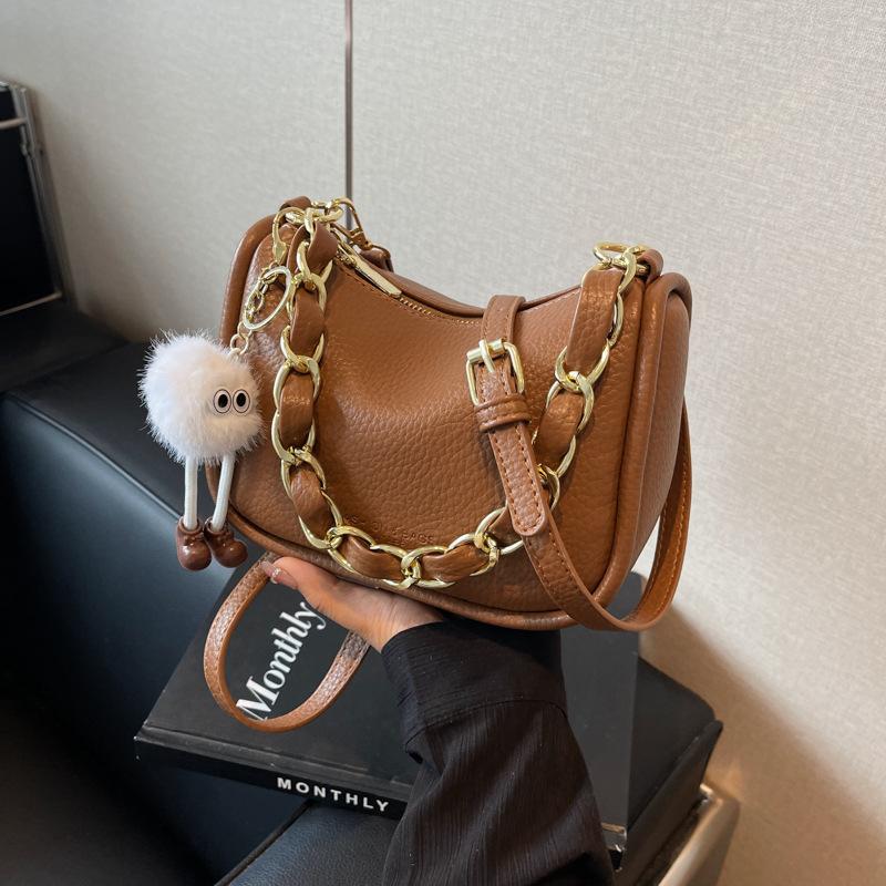 Autumn and winter retro portable small bag women s 2024 new versatile messenger bag shoulder underarm bag saddle bag коричневий
Autumn and winter retro portable small bag women s 2024 new versatile messenger bag shoulder underarm bag saddle bag коричневий