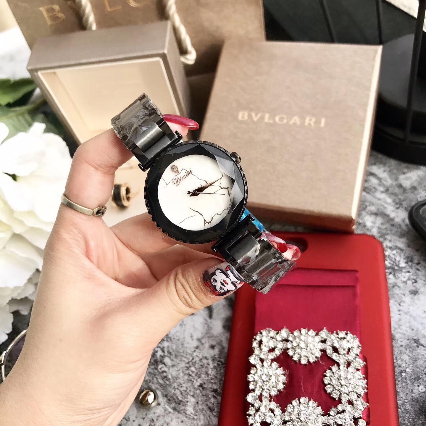 Модные женские кварцевые часы с мраморным узором и стразами, водонепроницаемые, со стальным ремешком
Модные женские кварцевые часы с мраморным узором и стразами, водонепроницаемые, со стальным ремешком