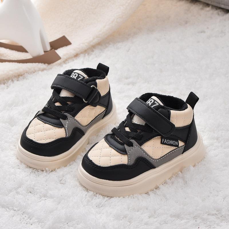 Children s winter sports shoes, boys casual high-top sneakers, girls loafers, cotton shoes, non-slip popular models 22-26Code(One Hand5Doub чёрный
Children s winter sports shoes, boys casual high-top sneakers, girls loafers, cotton shoes, non-slip popular models 22-26Code(One Hand5Doub чёрный