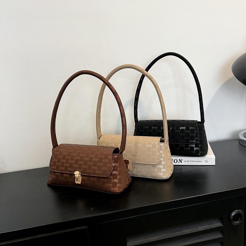 Bag women s popular retro niche shoulder bag trend elegant underarm baguette bag чёрный
Bag women s popular retro niche shoulder bag trend elegant underarm baguette bag чёрный