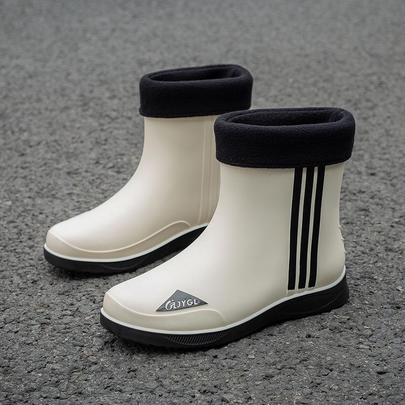 Waterproof shoes men s rain shoes men s rain boots non-slip and wear-resistant four-season men s short rubber shoes with cotton overshoes to keep warm 44
Waterproof shoes men s rain shoes men s rain boots non-slip and wear-resistant four-season men s short rubber shoes with cotton overshoes to keep warm 44