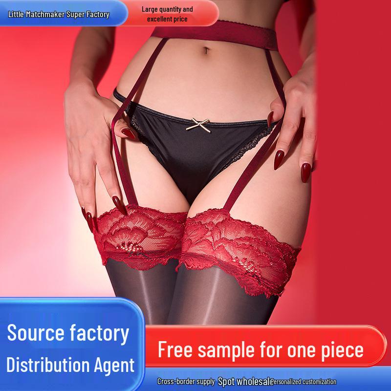 Глянцевые черные 8D шелковистые чулки выше колена с подвязками Glossy Horse Oil Hibiscus Lace Suspender Stockings
Глянцевые черные 8D шелковистые чулки выше колена с подвязками Glossy Horse Oil Hibiscus Lace Suspender Stockings
