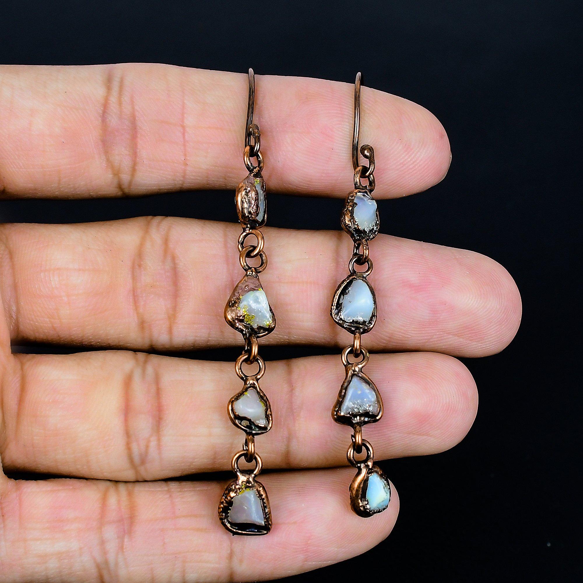 Серьги из радужного лунного камня, ювелирные изделия из драгоценных камней, серьги, гальванизированные медью, красивые серьги ручной работы 2.88 Inches
Серьги из радужного лунного камня, ювелирные изделия из драгоценных камней, серьги, гальванизированные медью, красивые серьги ручной работы 2.88 Inches