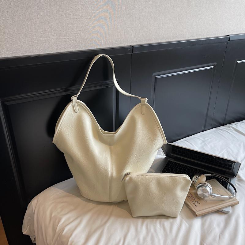 Женская ретро сумка через плечо большой вместимости, сумка-тоут для поездок бежевый
Женская ретро сумка через плечо большой вместимости, сумка-тоут для поездок бежевый