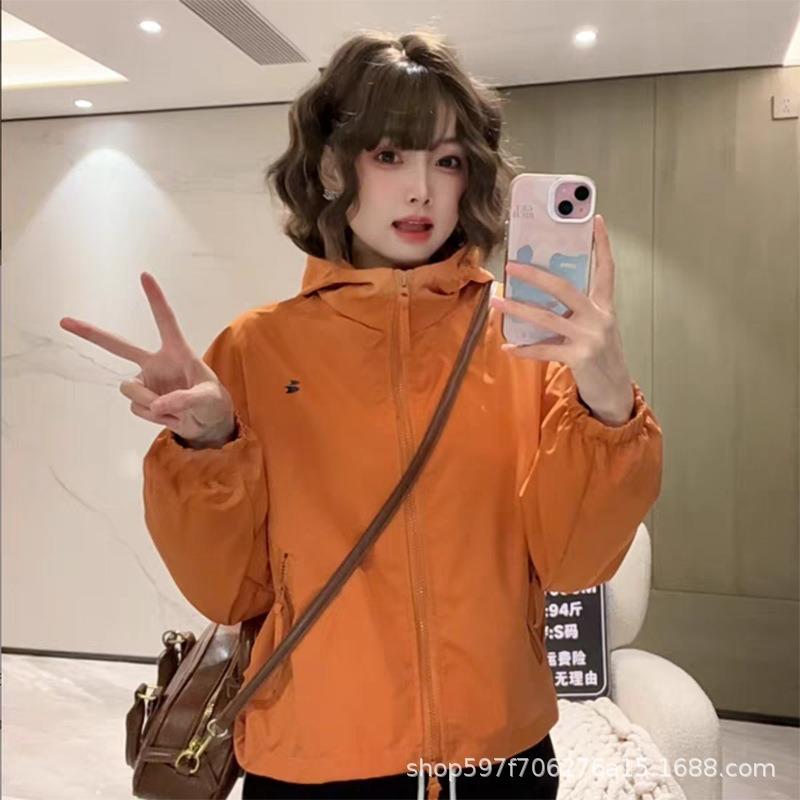 Maillard Spring and Autumn Short Hooded Jacket Women s Design Drawstring Double Zipper Top Loose Jacket Korean Style Jacket XL
Maillard Spring and Autumn Short Hooded Jacket Women s Design Drawstring Double Zipper Top Loose Jacket Korean Style Jacket XL