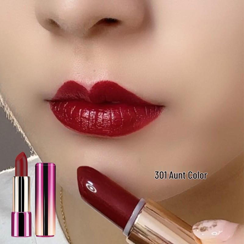 Sherffy Auntie Color Lipstick: Long-lasting, transfer-proof, moisturizing; quick-drying and popular Oxblood shade that makes teeth look whiter.
Sherffy Auntie Color Lipstick: Long-lasting, transfer-proof, moisturizing; quick-drying and popular Oxblood shade that makes teeth look whiter.