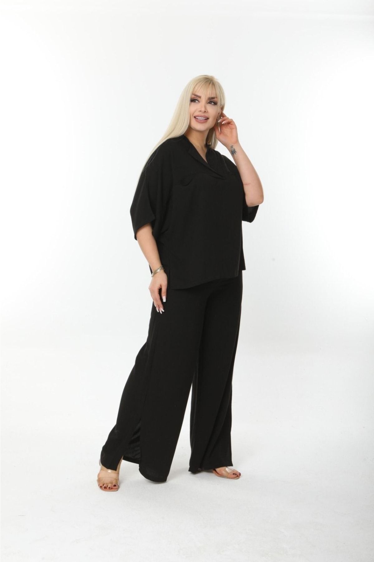 Women s Style Big Size Under-Upper Team Stylish Bottom-Top Set With Large Size Side Slit Comfortable Two-Piece Trousers 2XL/3XL
Women s Style Big Size Under-Upper Team Stylish Bottom-Top Set With Large Size Side Slit Comfortable Two-Piece Trousers 2XL/3XL