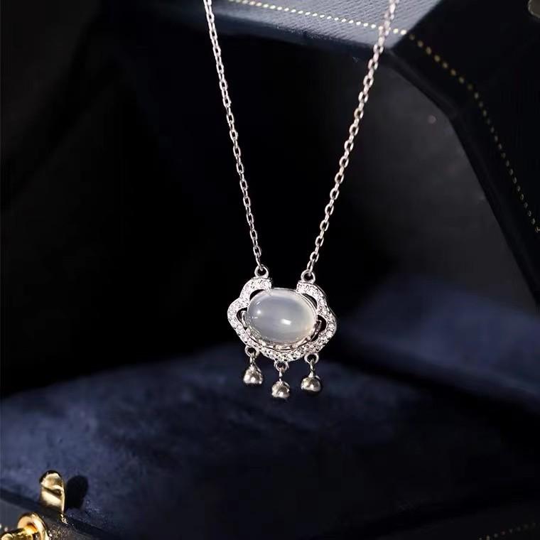 S925 Sterling Silver Women s Necklace with Cat s Eye Stone Peace Lock & Bell, Elegant Versatile Sweater Chain - Perfect Christmas Gift Pure Silver S925 Material серебряный
S925 Sterling Silver Women s Necklace with Cat s Eye Stone Peace Lock & Bell, Elegant Versatile Sweater Chain - Perfect Christmas Gift Pure Silver S925 Material серебряный