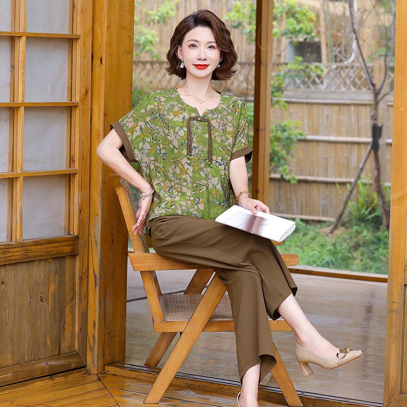 Summer Chinese-Style Plus Size Set for Middle-Aged & Elderly Women - New Arrival Casual Loose Two-Piece for Moms & Grandmas. 5XL (145-160 jin)
Summer Chinese-Style Plus Size Set for Middle-Aged & Elderly Women - New Arrival Casual Loose Two-Piece for Moms & Grandmas. 5XL (145-160 jin)