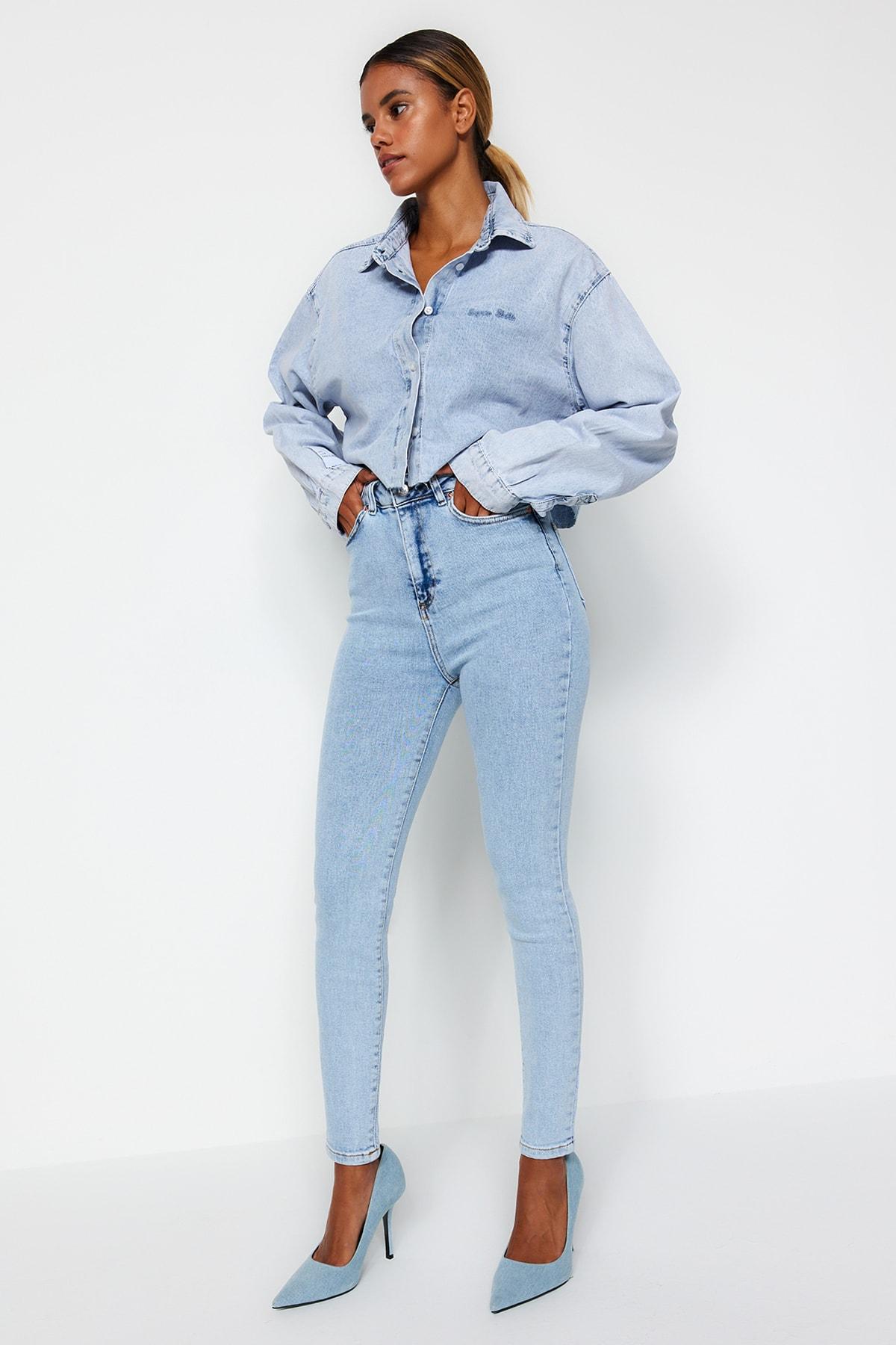 Женские джинсы Модные новые сезонные голубые джинсы скинни с высокой талией
Женские джинсы Модные новые сезонные голубые джинсы скинни с высокой талией