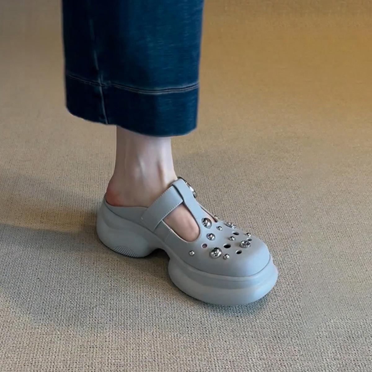 thick-soled non-slip outer hole shoes, women s lazy wind personality, one-pedal bag head slippers 35 светло-серый
thick-soled non-slip outer hole shoes, women s lazy wind personality, one-pedal bag head slippers 35 светло-серый