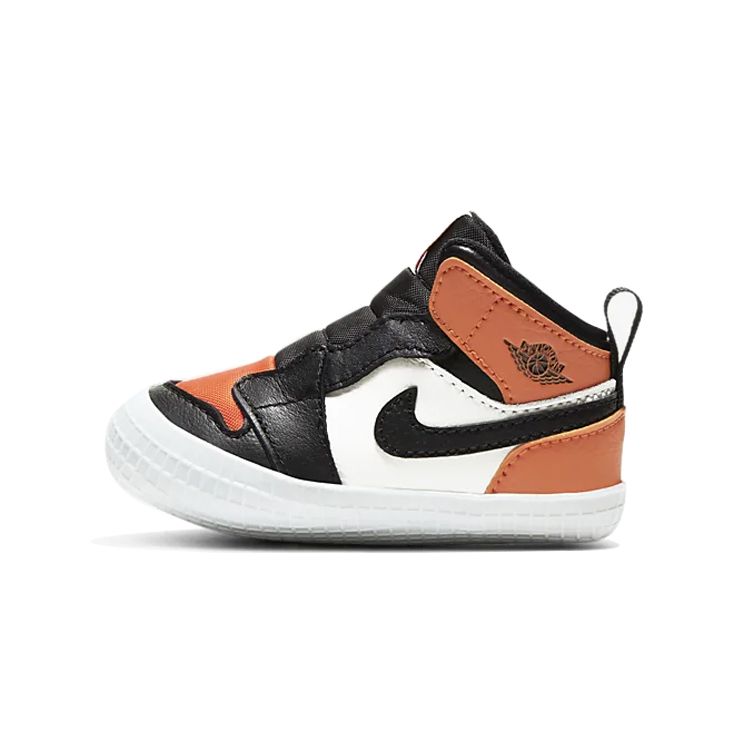 Детские кроссовки Air Jordan 1 Crib Bootie Shattered Backboard Black Sail Starfish AT3745-108
Детские кроссовки Air Jordan 1 Crib Bootie Shattered Backboard Black Sail Starfish AT3745-108
