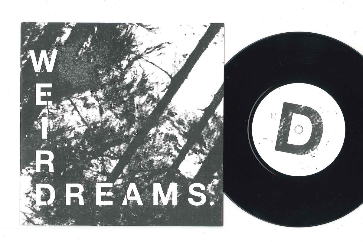 7inch Record WEIRD DREAMS - Holding Nails / Where d I Go Wrong TLV049 TOUGH LOVE 2011 UK Rock Used
7inch Record WEIRD DREAMS - Holding Nails / Where d I Go Wrong TLV049 TOUGH LOVE 2011 UK Rock Used