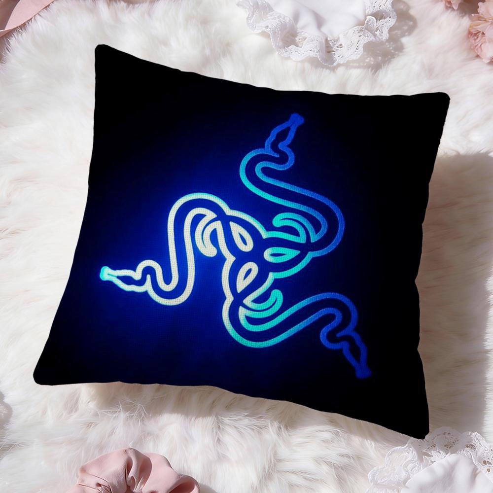 Retro R-RazerS Cushion Cover Premium Comfort Reversible Pillow Cove -Two in One Design for Any Room & Car Interior 30cmx30cm
Retro R-RazerS Cushion Cover Premium Comfort Reversible Pillow Cove -Two in One Design for Any Room & Car Interior 30cmx30cm