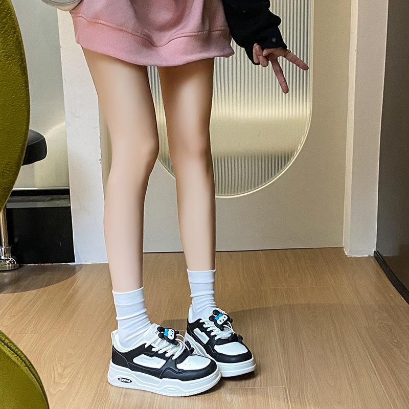 Little white shoes women s spring new ins female students leisure sports versatile board shoes street shooting women s shoes P 40
Little white shoes women s spring new ins female students leisure sports versatile board shoes street shooting women s shoes P 40