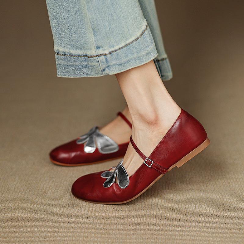 Новая женская повседневная обувь одинарного типа однотонная для ношения в четыре сезона, обувь-лодочки, женская обувь с неглубоким вырезом, большого размера, на низком каблуке, кожаная, с круглым носком 40 бордовый
Новая женская повседневная обувь одинарного типа однотонная для ношения в четыре сезона, обувь-лодочки, женская обувь с неглубоким вырезом, большого размера, на низком каблуке, кожаная, с круглым носком 40 бордовый