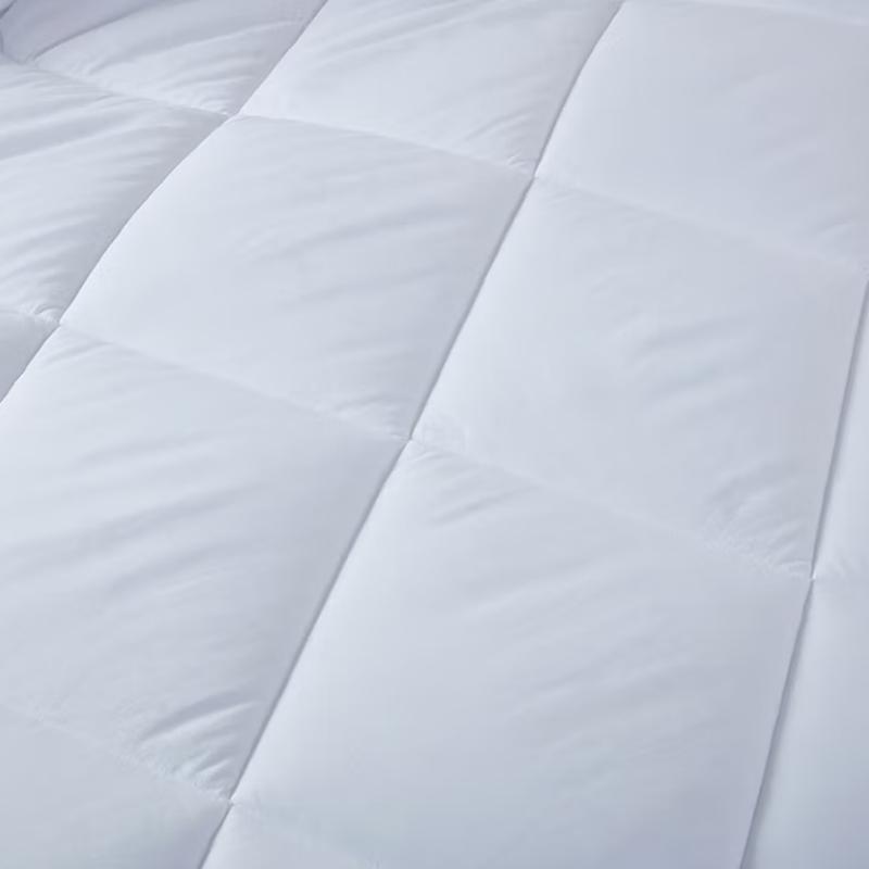 Mengjie Ai Mi Ginger Spring/Autumn Quilt
Mengjie Ai Mi Ginger Spring/Autumn Quilt