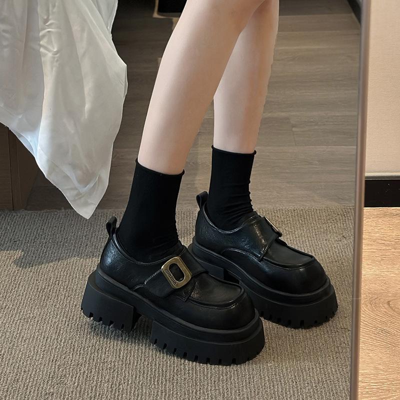 Thick-soled heightening loafers women s spring 2025 new British style black small leather shoes genuine leather single shoes children 40
Thick-soled heightening loafers women s spring 2025 new British style black small leather shoes genuine leather single shoes children 40