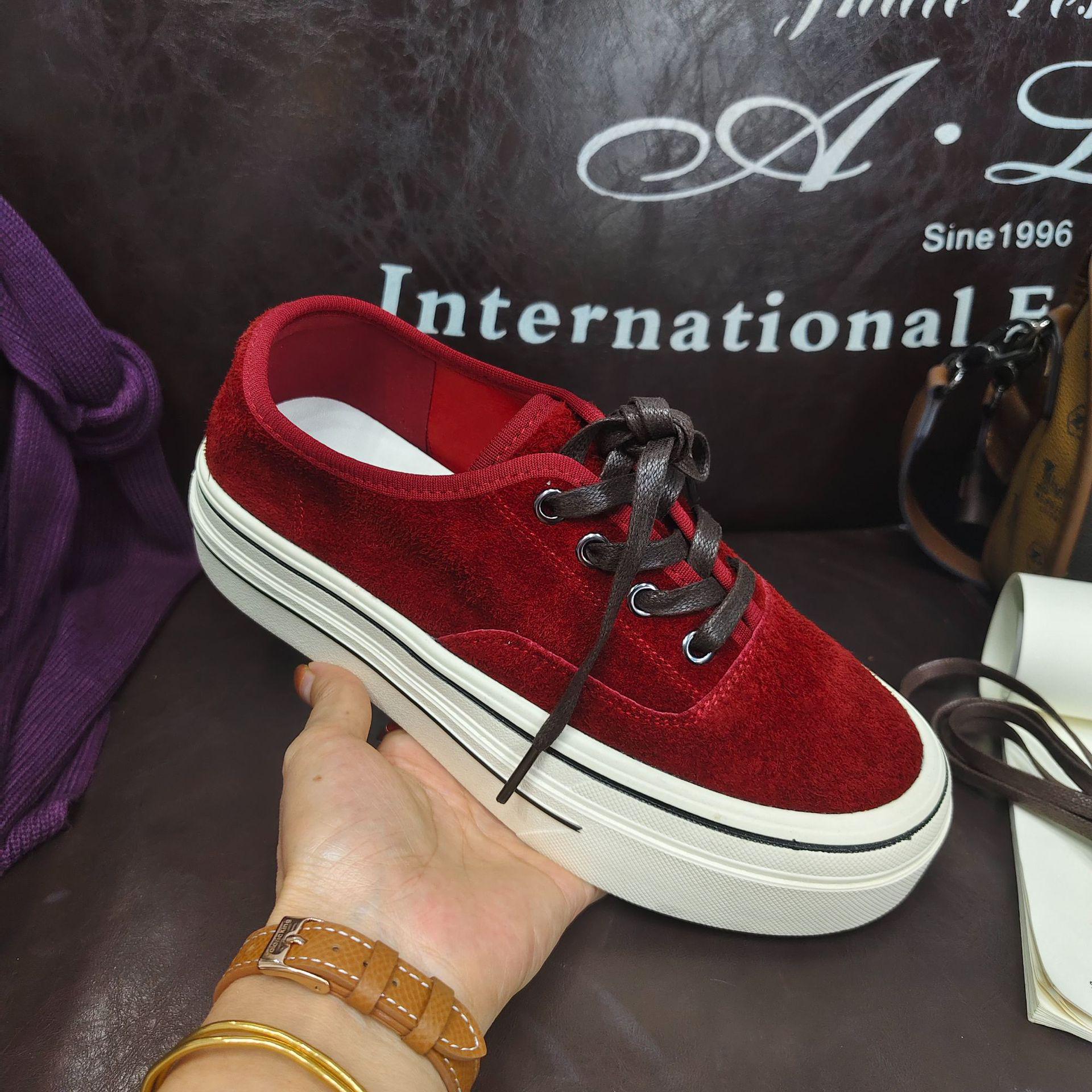 Women s White Cowhide Sneakers - 2025 Autumn/Winter, Soft Sole, Comfortable, Thick Sole, Height-Enhancing, Suede Casual Skate Shoes 37 червоний
Women s White Cowhide Sneakers - 2025 Autumn/Winter, Soft Sole, Comfortable, Thick Sole, Height-Enhancing, Suede Casual Skate Shoes 37 червоний