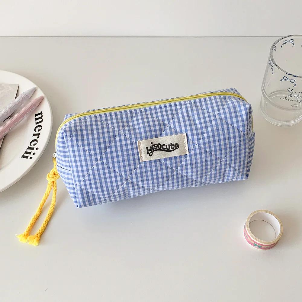 Color blocking checkered pencil case, girls stationery storage bag, large capacity cosmetics and miscellaneous storage bag синий
Color blocking checkered pencil case, girls stationery storage bag, large capacity cosmetics and miscellaneous storage bag синий