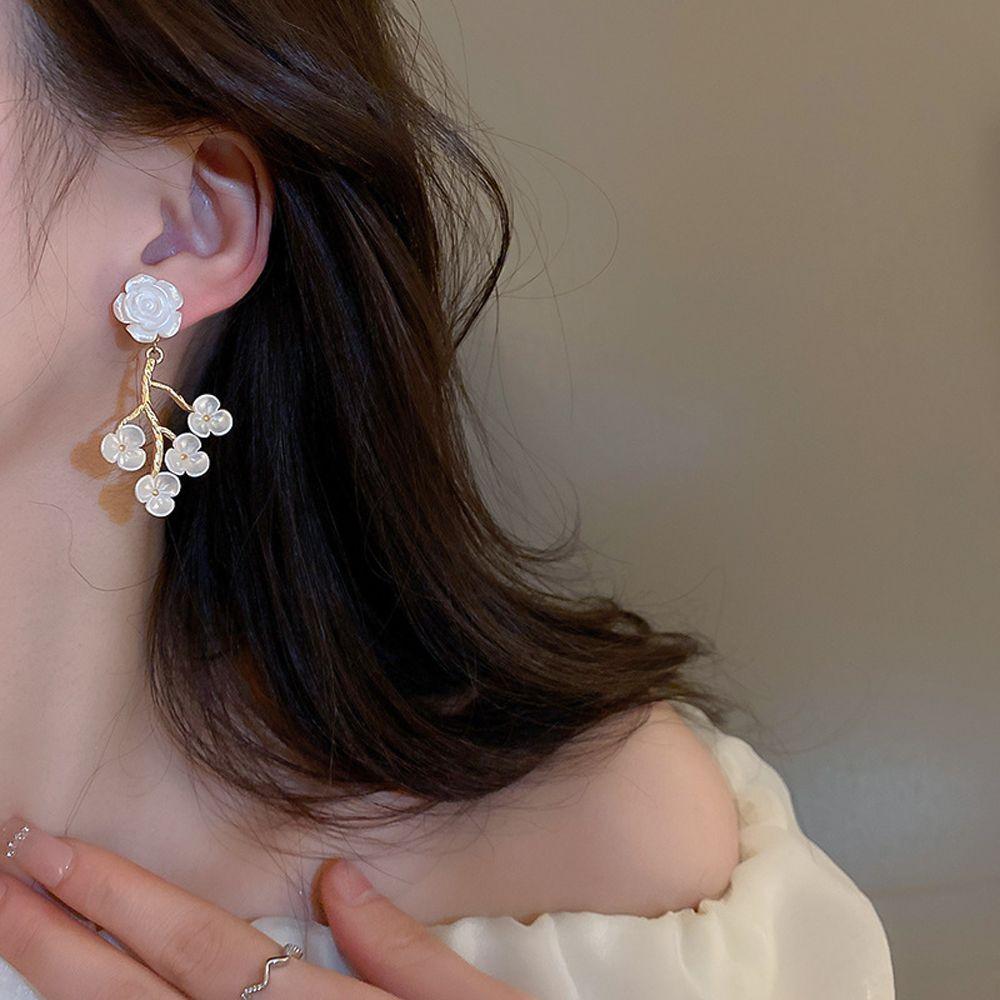 Rose Flower Shell Flower Earrings Korean Style Ear Drop Fashion Jewelry Female Dangle Earrings
Rose Flower Shell Flower Earrings Korean Style Ear Drop Fashion Jewelry Female Dangle Earrings