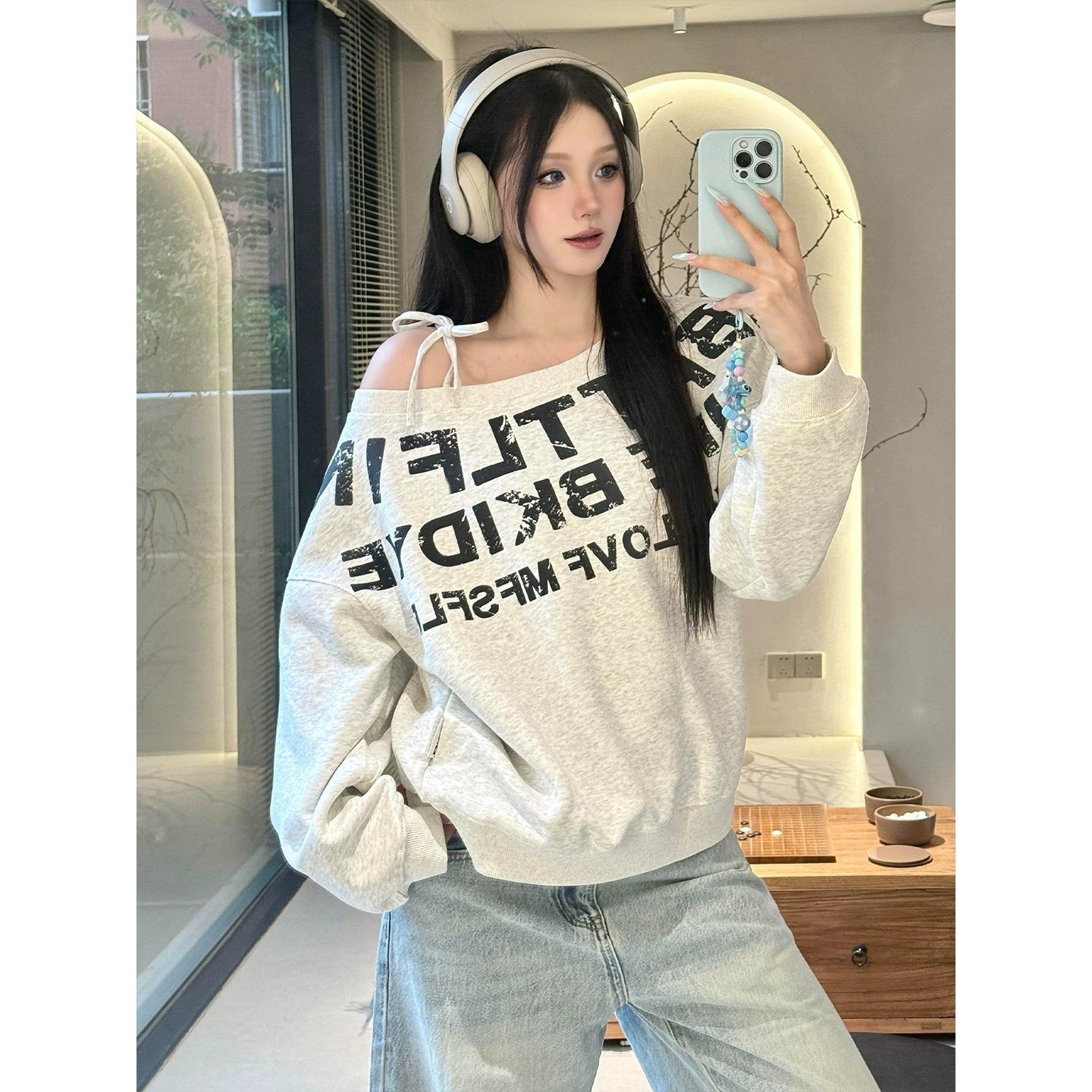 American street slanted shoulder sweater women s new letter printing off-shoulder loose and thin lazy style XXL
American street slanted shoulder sweater women s new letter printing off-shoulder loose and thin lazy style XXL