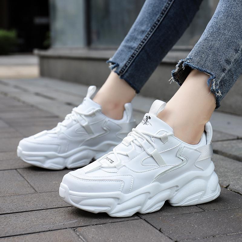 Autumn new breathable dad shoes women s color matching five-pointed star heightening shoes women s sports and leisure shoes trend 40 бежевий
Autumn new breathable dad shoes women s color matching five-pointed star heightening shoes women s sports and leisure shoes trend 40 бежевий