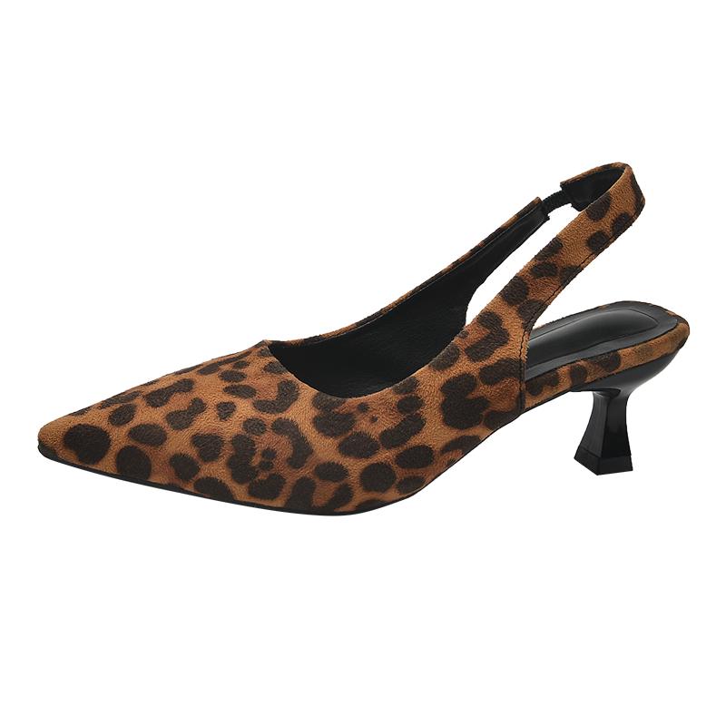 Летние женские босоножки на высоком каблуке, женская обувь, дизайнерские туфли с острым носком и леопардовым принтом, сексуальные новые туфли для вечеринок, туфли-лодочки для прогулок Mujer Zapatos 35 леопардовый
Летние женские босоножки на высоком каблуке, женская обувь, дизайнерские туфли с острым носком и леопардовым принтом, сексуальные новые туфли для вечеринок, туфли-лодочки для прогулок Mujer Zapatos 35 леопардовый