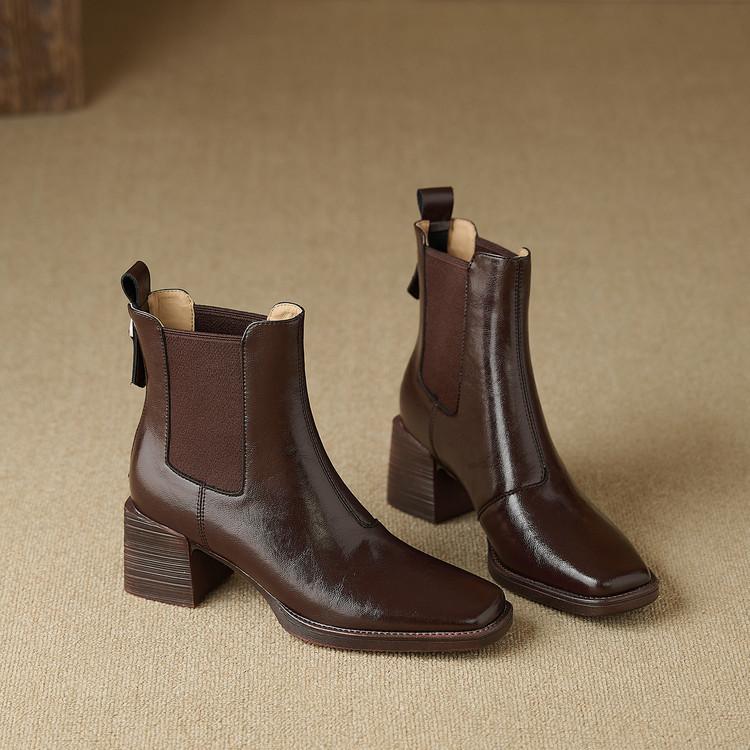 Женские короткие ботинки челси ручной работы из коровьей кожи в британском стиле, с задней молнией, новые осенне-зимние, в стиле ретро, с маленьким квадратным носком и толстым каблуком, ботинки Мартин 40
Женские короткие ботинки челси ручной работы из коровьей кожи в британском стиле, с задней молнией, новые осенне-зимние, в стиле ретро, с маленьким квадратным носком и толстым каблуком, ботинки Мартин 40