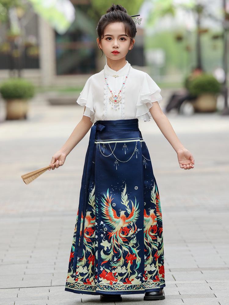 Комплект юбки «лошадиное лицо» в китайском стиле для девочек: Летняя одежда ханьфу, костюм тан в стиле Мин 140cm
Комплект юбки «лошадиное лицо» в китайском стиле для девочек: Летняя одежда ханьфу, костюм тан в стиле Мин 140cm