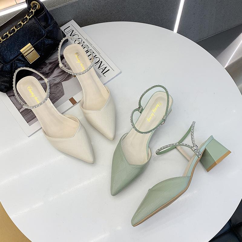 High heels women s thick heel bag head sandals 2025 spring new versatile temperament with skirt single shoes women s drag Mary Jane shoes 35
High heels women s thick heel bag head sandals 2025 spring new versatile temperament with skirt single shoes women s drag Mary Jane shoes 35