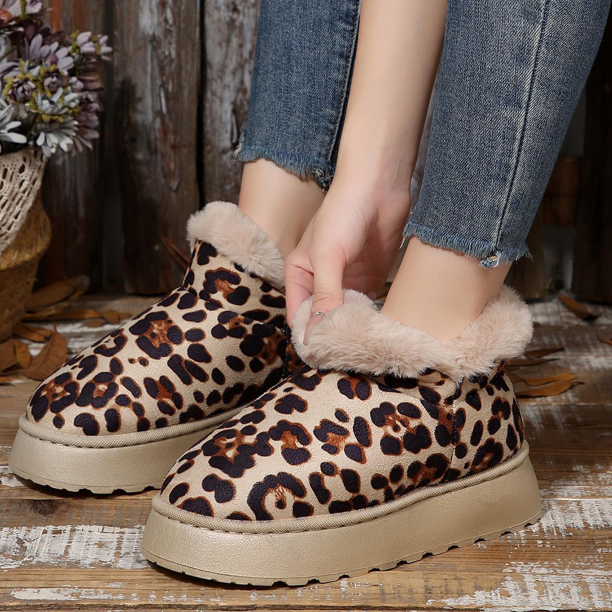 Fashion Women Snow Boots Winter 2025 New Round Head Leopard Shoes for Women Anti-slip Wear-resistant Ankle Boots Women Zapatos De Mujer 36 жёлтый
Fashion Women Snow Boots Winter 2025 New Round Head Leopard Shoes for Women Anti-slip Wear-resistant Ankle Boots Women Zapatos De Mujer 36 жёлтый