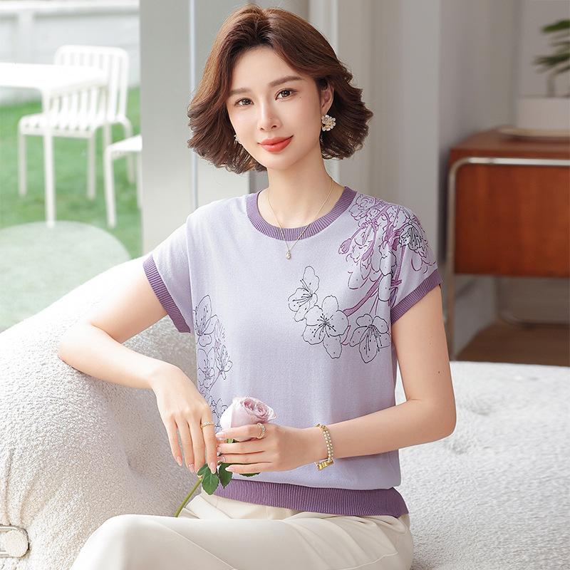 Stylish Knit Top for 50-Year-Old Women - Short-Sleeved, Versatile Summer T-Shirt for Middle-Aged and Elderly 5XL (recommended 150-165 kg) фіолетовий
Stylish Knit Top for 50-Year-Old Women - Short-Sleeved, Versatile Summer T-Shirt for Middle-Aged and Elderly 5XL (recommended 150-165 kg) фіолетовий