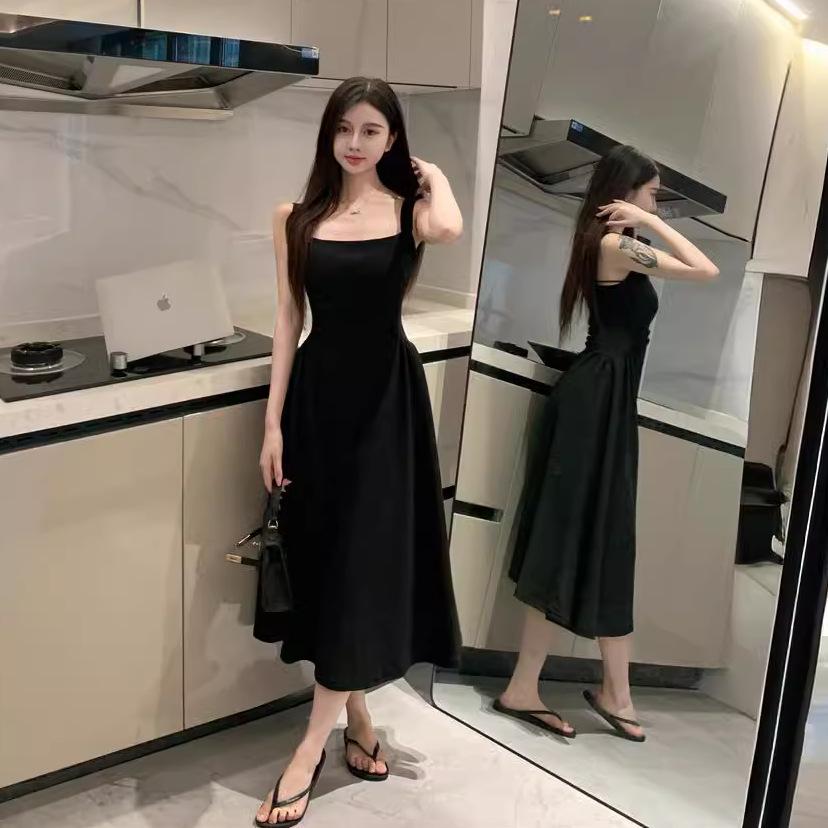 Women s French High-End White Spaghetti Strap Summer Dress - Slimming, Elegant, and New for Spring. M (85-105 lbs)
Women s French High-End White Spaghetti Strap Summer Dress - Slimming, Elegant, and New for Spring. M (85-105 lbs)
