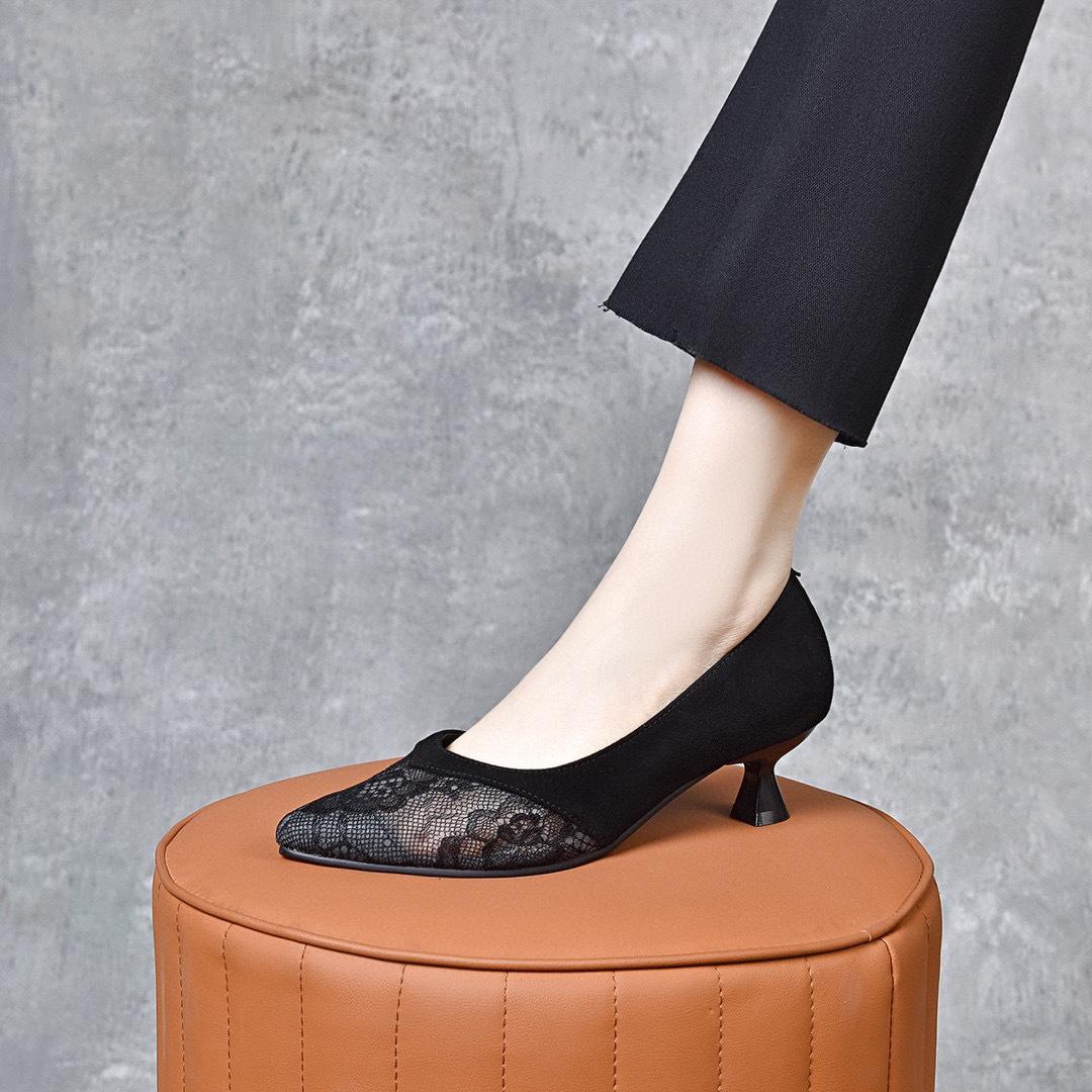 Pointed high heels women s 2024 new Chinese style national style retro lace thin heel shallow mouth women s single shoes fashion shoes 34
Pointed high heels women s 2024 new Chinese style national style retro lace thin heel shallow mouth women s single shoes fashion shoes 34