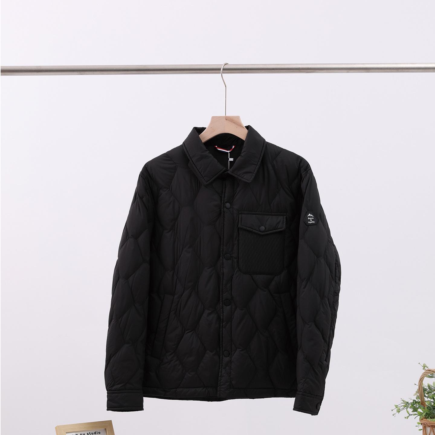 Men s Lightweight Down Jacket: 2025 Autumn/Winter Casual Warm with Stylish Pockets and Simple Shirt Collar Design 3XL (recommended for 165~190 lbs)
Men s Lightweight Down Jacket: 2025 Autumn/Winter Casual Warm with Stylish Pockets and Simple Shirt Collar Design 3XL (recommended for 165~190 lbs)
