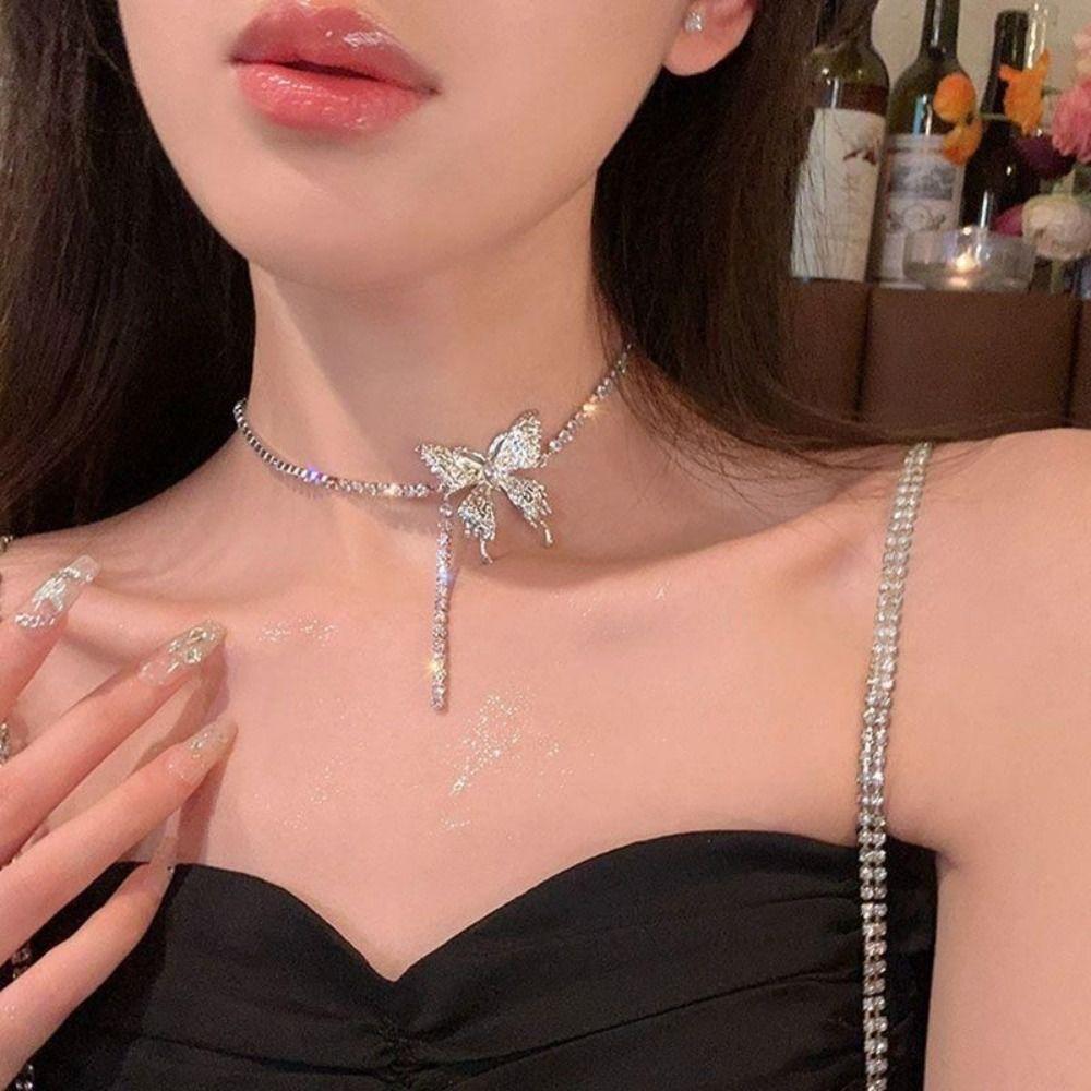 Rhinestone Butterfly Necklace Sparkling Ins Clavicle Chain Butterfly Chain Choker Lady/Girls butterfly
Rhinestone Butterfly Necklace Sparkling Ins Clavicle Chain Butterfly Chain Choker Lady/Girls butterfly
