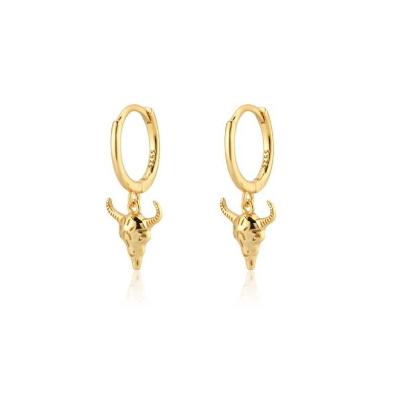 CIAXY Retro Cow Head Earrings for Women Men Personality Ear Buckle 14K Gold Plated New Fashion Animal Jewelry
CIAXY Retro Cow Head Earrings for Women Men Personality Ear Buckle 14K Gold Plated New Fashion Animal Jewelry