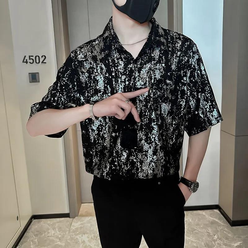 Men s Metallic Foil Abstract Print Short Sleeve Shirt Casual Pocketed Button Down Shirt S чёрный
Men s Metallic Foil Abstract Print Short Sleeve Shirt Casual Pocketed Button Down Shirt S чёрный