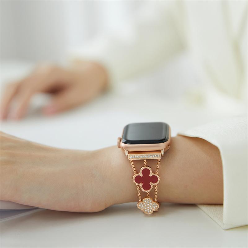 Ссылка из нержавеющей стали с четырьмя листами клевера для Apple Watch SE7 8, 41 мм, 45 мм, 49 мм, ультра для iWatch 38 мм, 42 мм, 40 мм, 44 мм, 1, 2, 3, 4, 5, 6, ремешок
Ссылка из нержавеющей стали с четырьмя листами клевера для Apple Watch SE7 8, 41 мм, 45 мм, 49 мм, ультра для iWatch 38 мм, 42 мм, 40 мм, 44 мм, 1, 2, 3, 4, 5, 6, ремешок