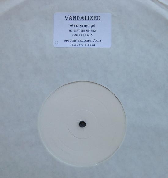 12inch Record VANDALIZED Warriors 98 UPFORIT3PROMO Up For It 1998 UK Dance Electronica Used
12inch Record VANDALIZED Warriors 98 UPFORIT3PROMO Up For It 1998 UK Dance Electronica Used