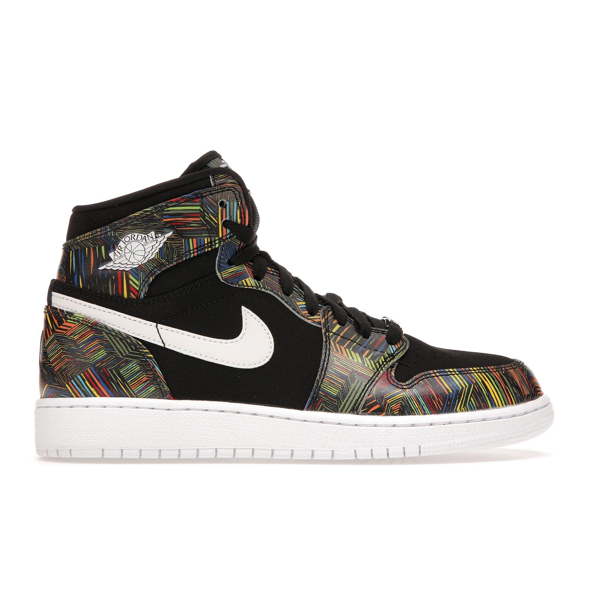 Детские кроссовки Air Jordan 1 Retro High GG BHM Black White-Black-Voltage-Green 739640-045
Детские кроссовки Air Jordan 1 Retro High GG BHM Black White-Black-Voltage-Green 739640-045