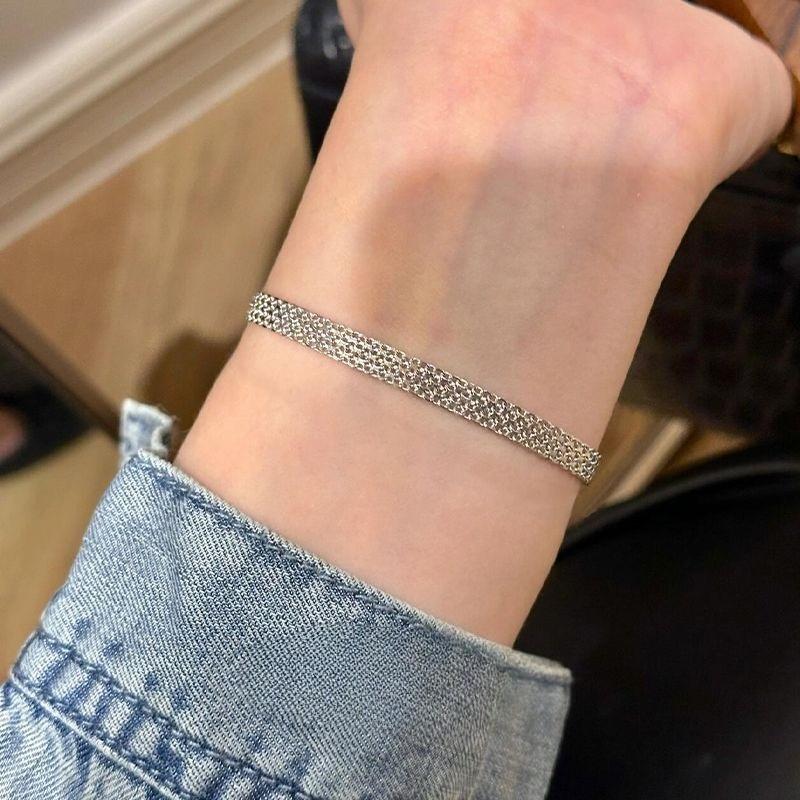 Stainless Steel Watch Strap Bracelets Vintage Woven Strap Bracelet for Women Daily Simple Versatile High-end Jewelry Girl s Gift серебряный
Stainless Steel Watch Strap Bracelets Vintage Woven Strap Bracelet for Women Daily Simple Versatile High-end Jewelry Girl s Gift серебряный
