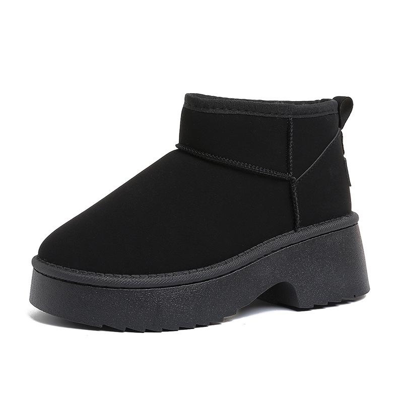 Thick-soled snow boots women s new winter small casual height increase velvet warm large cotton shoes 35
Thick-soled snow boots women s new winter small casual height increase velvet warm large cotton shoes 35