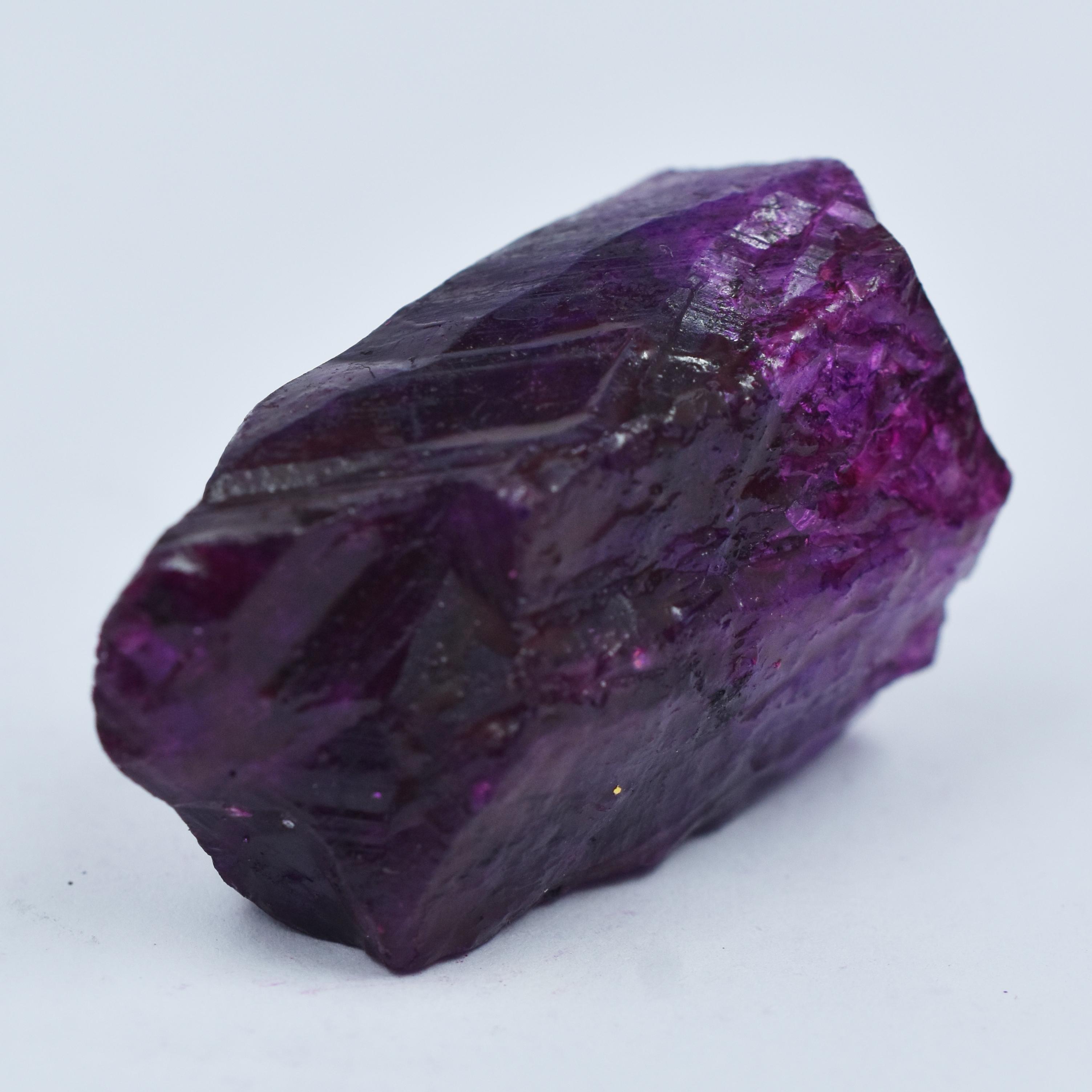 Natural Purple Sapphire 86ct Rough Certified Loose Gemstone 42.9 mm approx фіолетовий
Natural Purple Sapphire 86ct Rough Certified Loose Gemstone 42.9 mm approx фіолетовий
